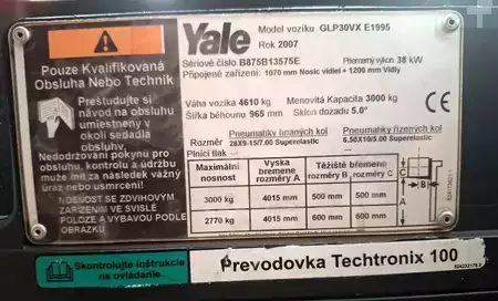 Carrelli elevatori GPL 2007  Yale GLP30VX (11)