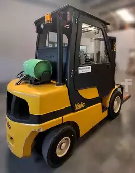 Carrelli elevatori GPL 2007  Yale GLP30VX (7)