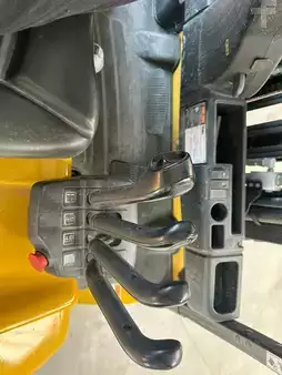 Electric - 4 wheels 2018  Yale ERP40VM E2370 (19)