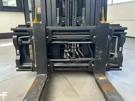 Electric - 4 wheels 2018  Yale ERP40VM E2370 (4)
