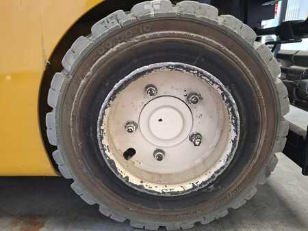 Chariots électriques à 4 roues 2018  Yale ERP15VT (10)