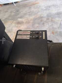 Chariots électriques à 4 roues 2018  Yale ERP15VT (3)