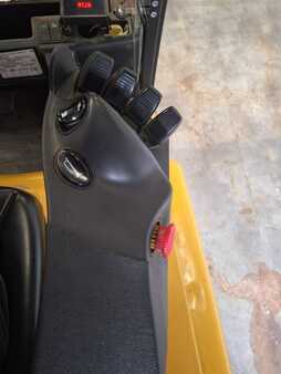 Chariots électriques à 4 roues 2018  Yale ERP15VT (5)