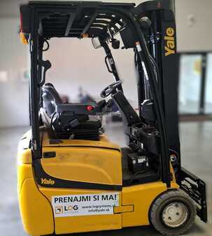 Chariots électriques à 4 roues 2018  Yale ERP15VT (7)