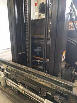 Chariots électriques à 4 roues 2018  Yale ERP15VT (9)