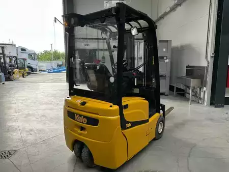 Elektro 3 Rad 2015  Yale ERP15VT (19)