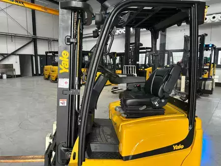 Elektro 3 Rad 2015  Yale ERP15VT (5)