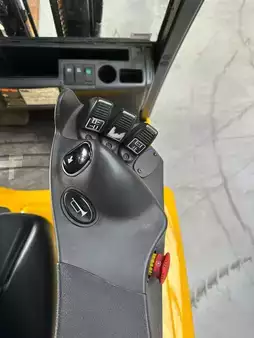 Elektro 3 Rad 2015  Yale ERP15VT (7)