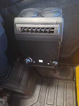 Dízel targoncák 2016  Yale GDP 25 VX (7)