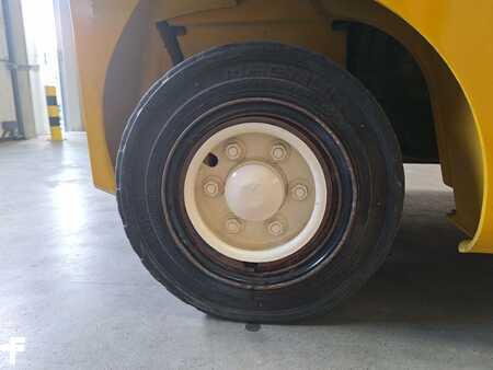 Nestekaasutrukki 2008  Yale GDP 16 VX (10)