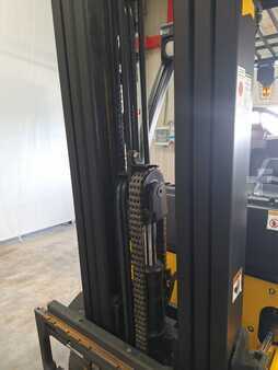 Nestekaasutrukki 2008  Yale GDP 16 VX (8)