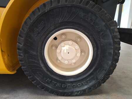 Nestekaasutrukki 2008  Yale GDP 16 VX (9)