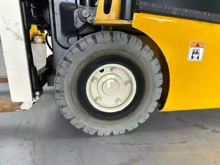 Elektro 3 Rad 2015  Yale ERP15VT (2)