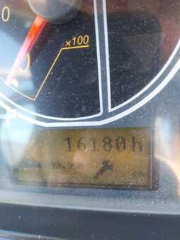 Chariots téléscopiques fixes 2016  Manitou MLT 960 (8)