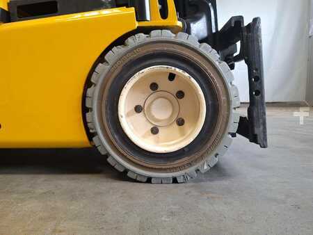 Electric - 4 wheels 2011  Yale ERP16VT (5)