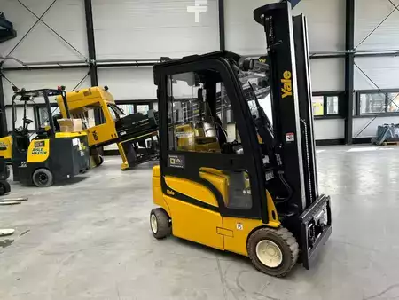 Carrelli elettrici 4 ruote 2019  Yale ERP20VF MWB2130 (11)