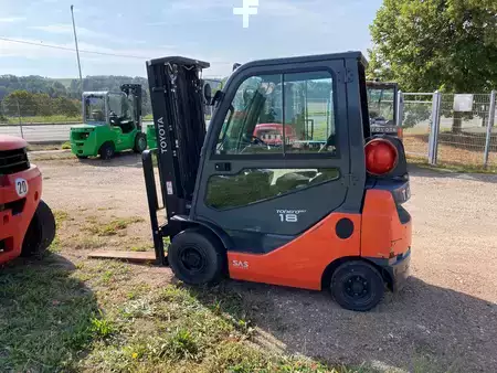 Treibgasstapler 2015  Toyota 06-18 FG (2)