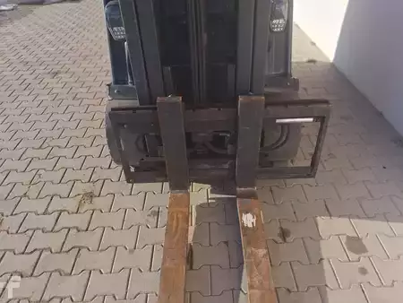 Elektro 4 Rad 2018  Linde E 30 Triplex Doppelzusatzhydraulik (8)