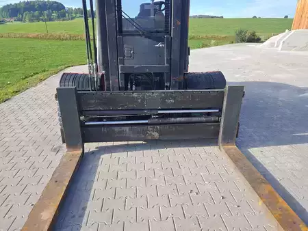 Dieseltrukki 2003  Linde H 80 / 900 Zinkenverstellgerät (6)