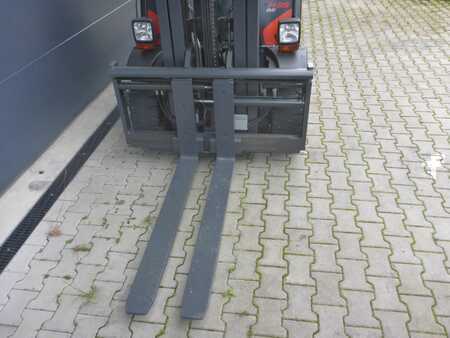 Dieselstapler 2015  Linde H35 D (4)
