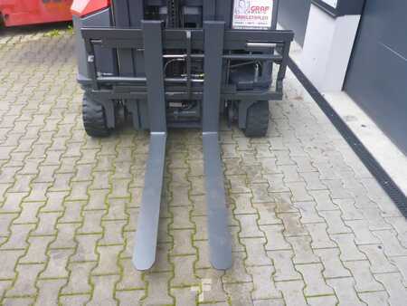 4-Tie Trukki 2008  Combilift C2500 (6)