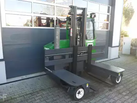 Four-way trucks 2008  Combilift C3000 (2)