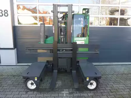 Four-way trucks 2008  Combilift C3000 (4)