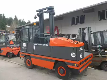 Chariots latéraux 2005  Linde S 50 (2)