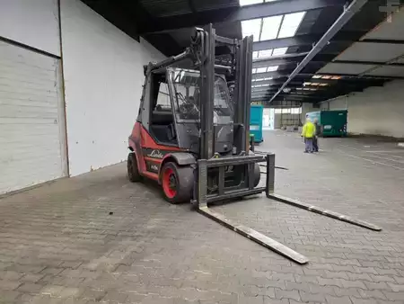 Treibgasstapler 2009  Linde H80 T (5)