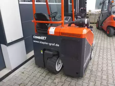 Four-way trucks 2016  Combilift C3000 (7)