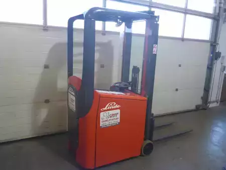 3-wiel elektrische heftrucks 2013  Linde E10 (2)
