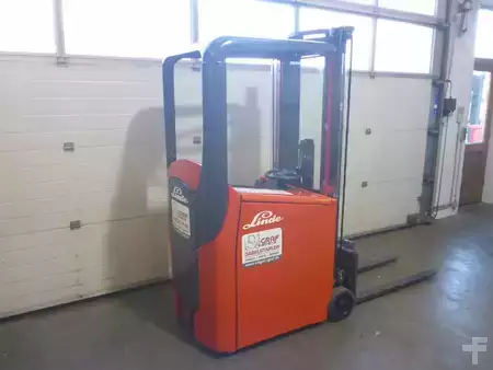 3-wiel elektrische heftrucks 2015  Linde E10 (6)