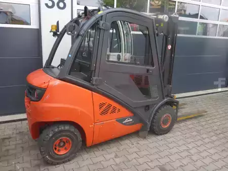 Empilhador diesel 2013  Linde H25 D (4)