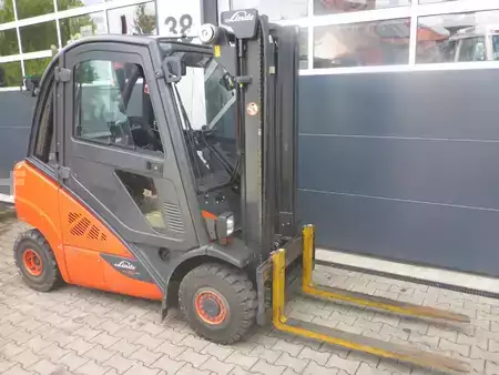 Empilhador diesel 2013  Linde H25 D (5)