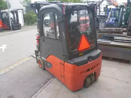 Eléctrico - 3 rodas 2017  Linde E16L -02 (2)