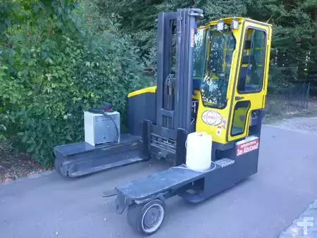 Empilhador Quatro caminhos 2015  Combilift C4500ET Zinkenlänge: 1350mm (1)