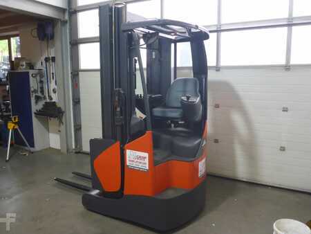 Carrelli retrattili 2016  Linde R16X-03 (1)