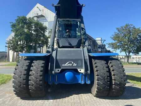 Reachstackers 2012  Linde C4531TL (7)