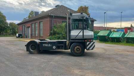 Tracteur à bagages - Kalmar TT612D (5)