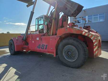 Reachstacker 2009  CVS Ferrari F481 (1)