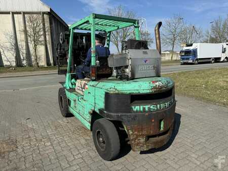 Diesel truck 1995  Mitsubishi FD45 (3)