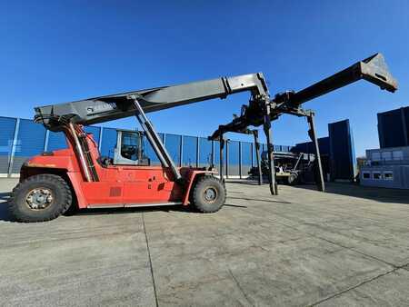 Reachstacker  Kalmar DRG450-60C5 (2)