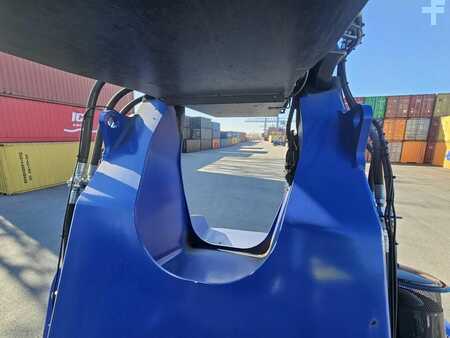 Reachstacker  Kalmar DRG420-60S5 (7)