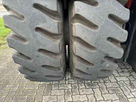 Carrelli elevatori diesel 2013  SMV Konecranes SMV 42-1200B (8)