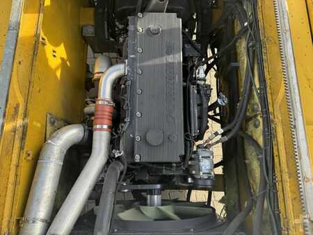 Reach-Stacker 2009  Hyster RS4633IH (6)