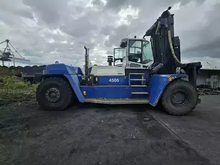 Diesel Forklifts 2016  SMV Konecranes SMV45-1200C (1)
