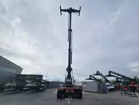 Reach-Stacker 2011  Kalmar DRF100-54S8 (1)