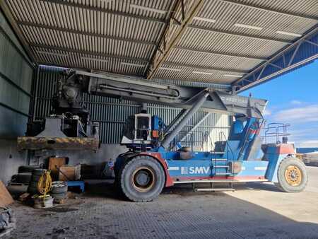 Reach-Stacker  SMV Konecranes SMV SC4537CAX5 (1)