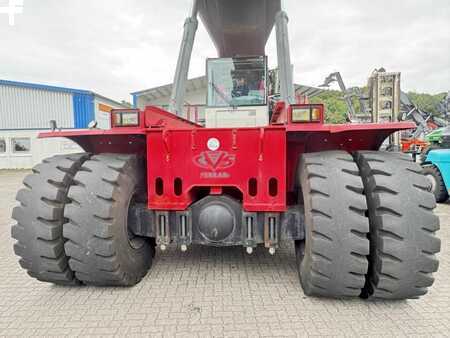 Reachstacker 2009  CVS Ferrari F478 (5)