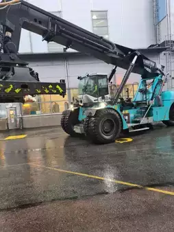 Reachstacker 2017  SMV Konecranes SC4537TC5 (1)